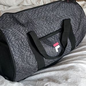 FILA gym duffel bag PERFECT CONDITION